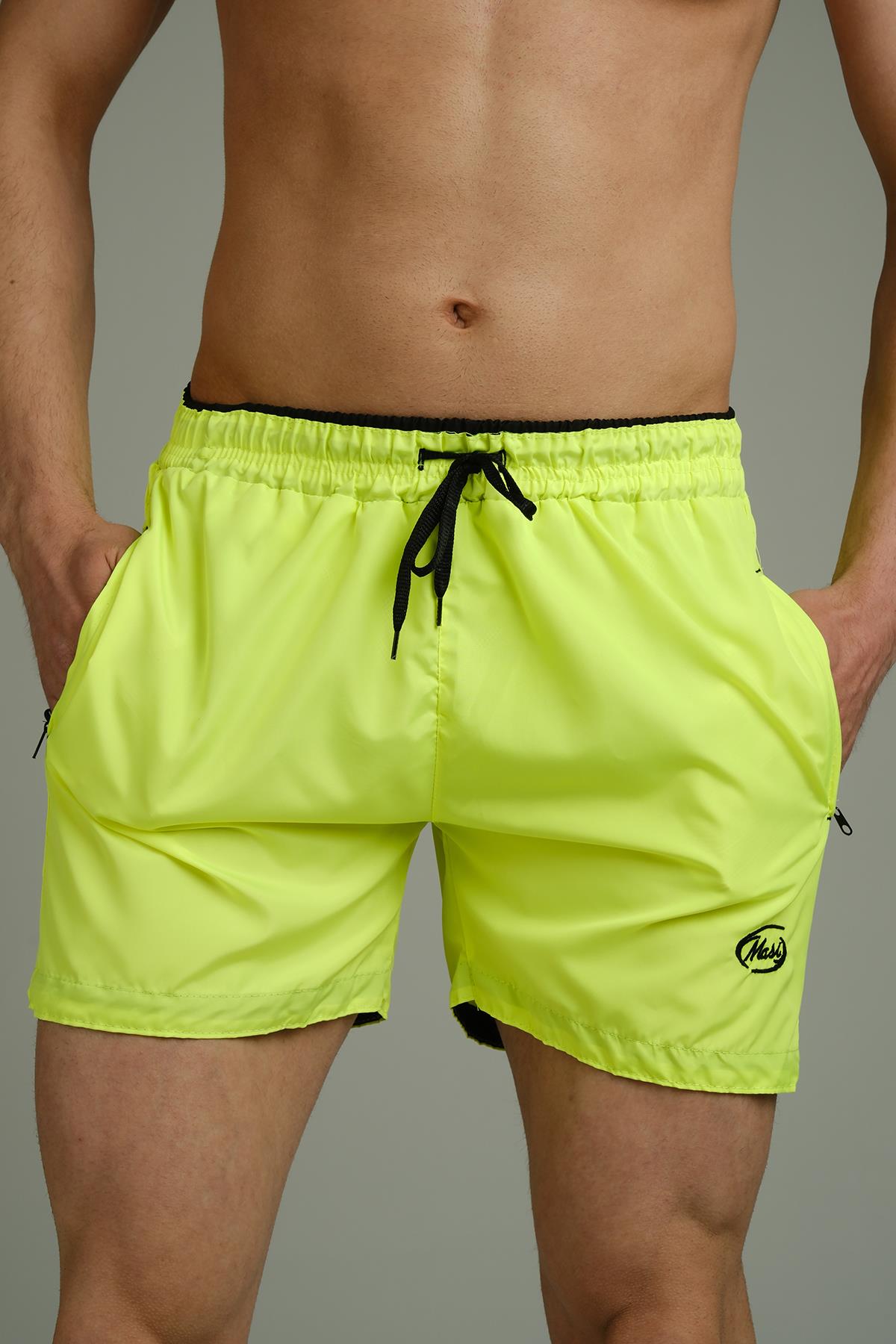 Alvise Slim Fit Beli Renk Detay Şeritli Basic Erkek Deniz Şortu