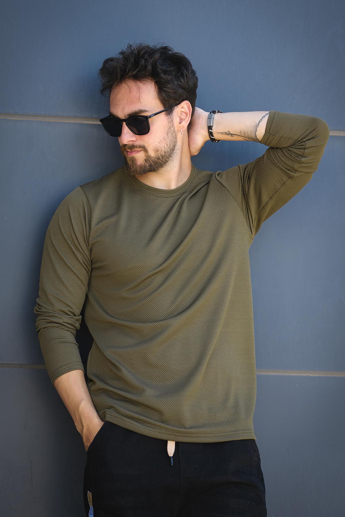 Betti Slim Fit Likralı Petek Kumaş Bisiklet Yaka Erkek Uzun Kol Tshirt