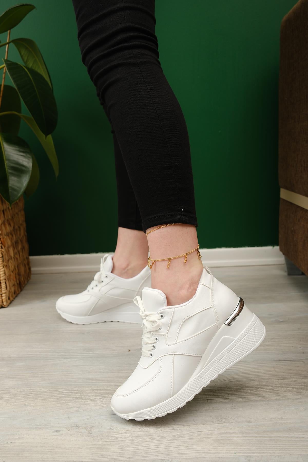 Darcia Metal Detaylı Kalın Platform Topuklu Kadın Sneaker