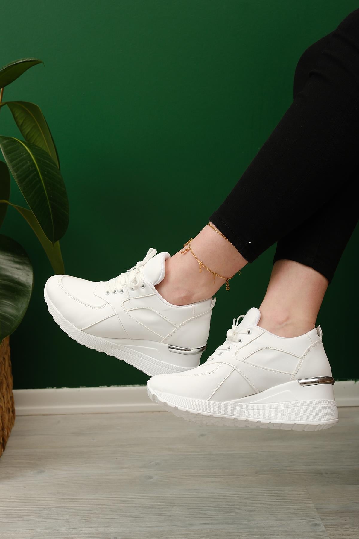 Darcia Metal Detaylı Kalın Platform Topuklu Kadın Sneaker