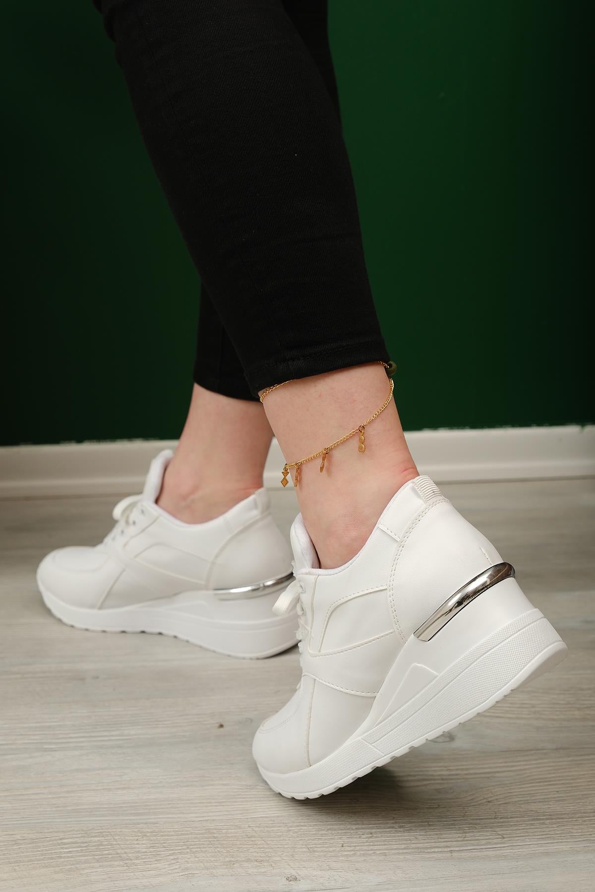 Darcia Metal Detaylı Kalın Platform Topuklu Kadın Sneaker