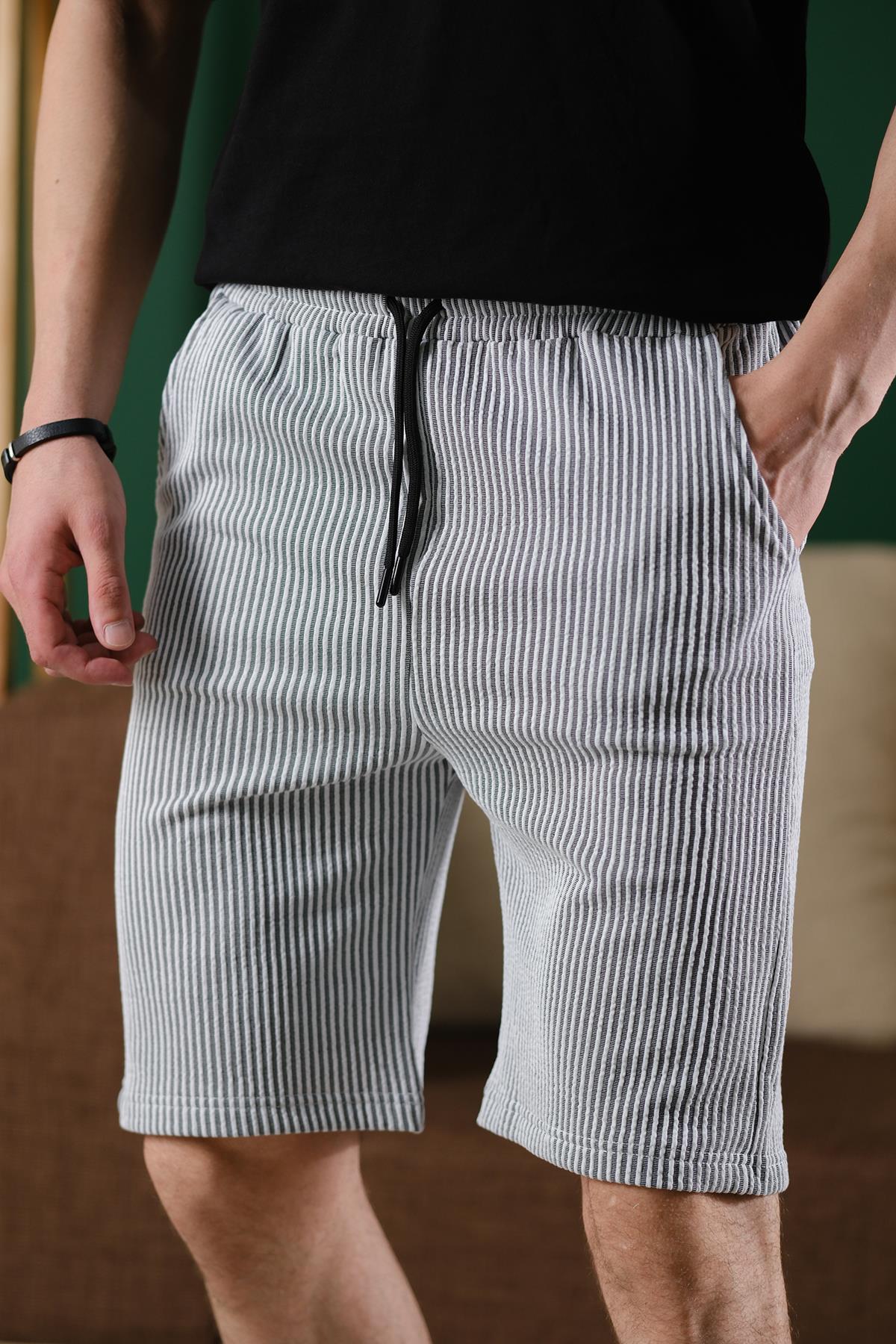 Ethan Çizgili Dokuma Slim Fit Likralı Erkek Bermuda Şort