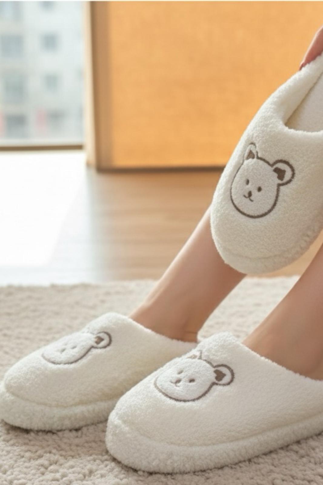 Ft 103 Panda Nakışlı Kadın Ev Terliği Peluş Terlik Çeyiz ve Bohça Terliği Ses Yapmaz Kalın Taban