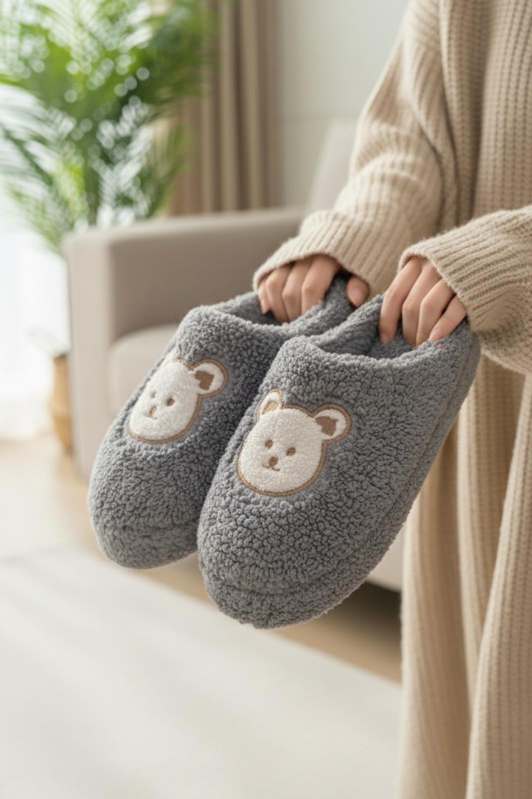 Ft 103 Panda Nakışlı Kadın Ev Terliği Peluş Terlik Çeyiz ve Bohça Terliği Ses Yapmaz Kalın Taban