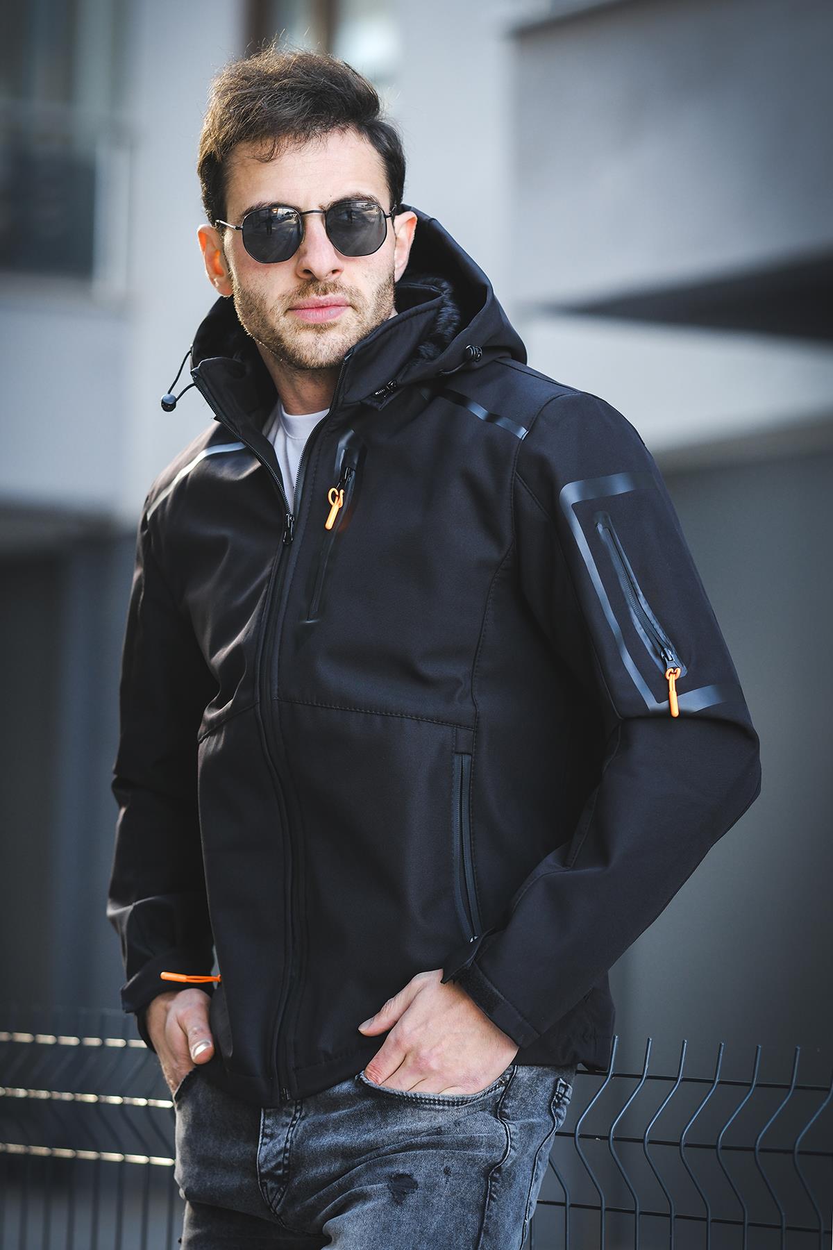 Juka Softshell Su Soğuk Rüzgar Geçirmez İçi Kürklü Dolgulu Softshell Erkek Dağcı Kampcı Kayakcı Montu