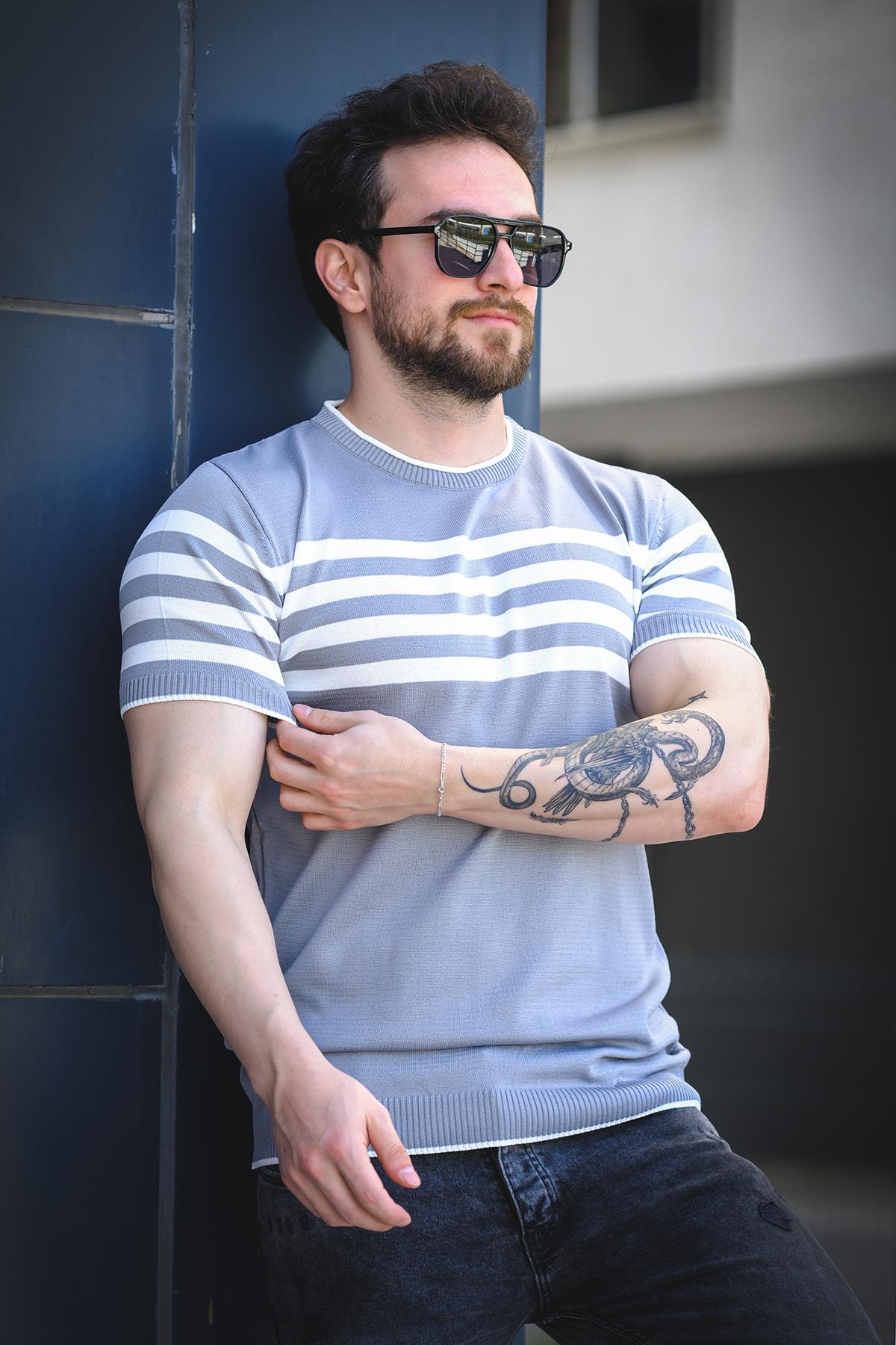 Liam Çizgili Likralı Slim Fit Bisiklet Yaka Örme Erkek Triko Tshirt
