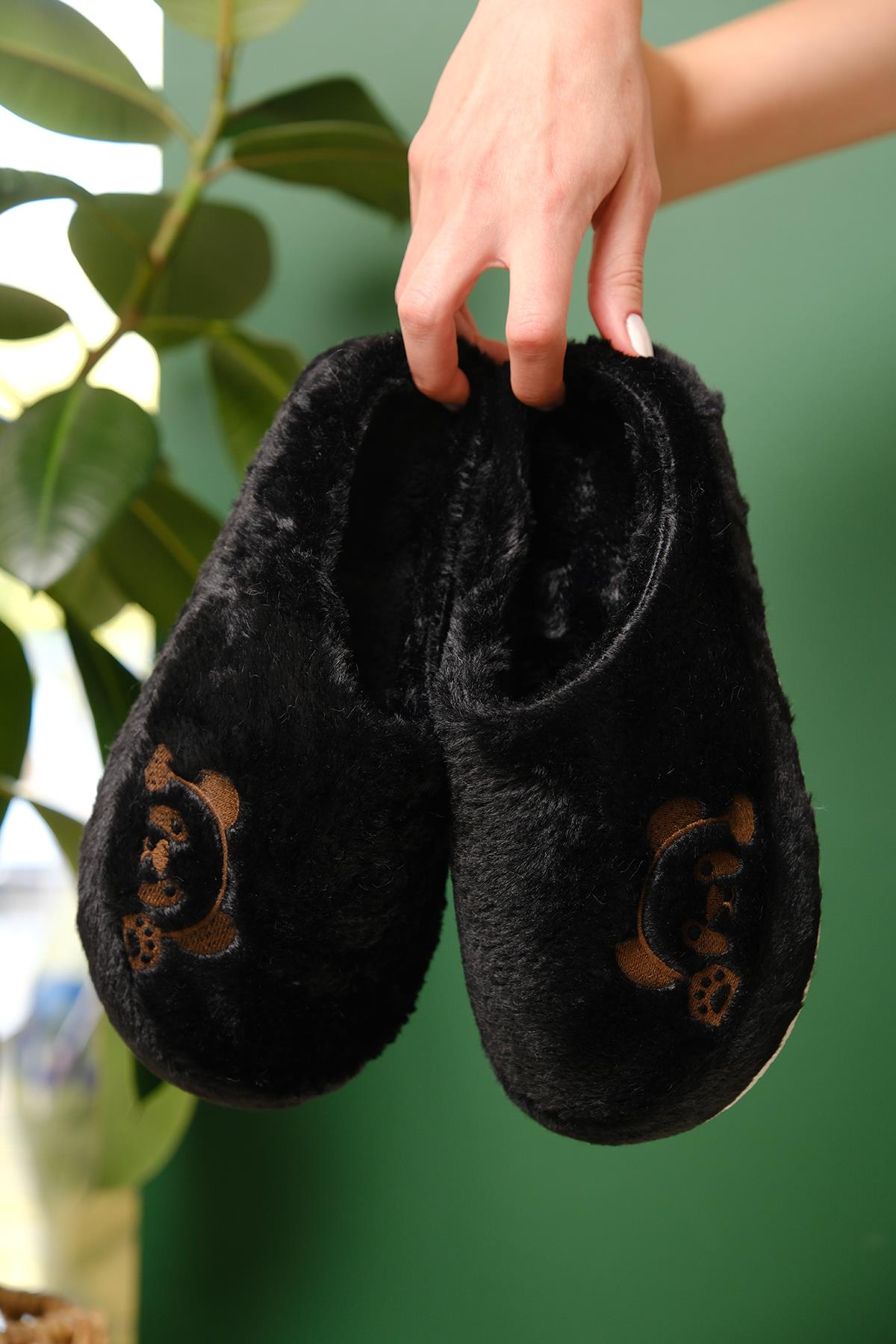 Panda Nakışlı Kadın Ev Terliği Peluş Terlik Çeyiz ve Bohça Terliği Ses Yapmaz Kalın Taban