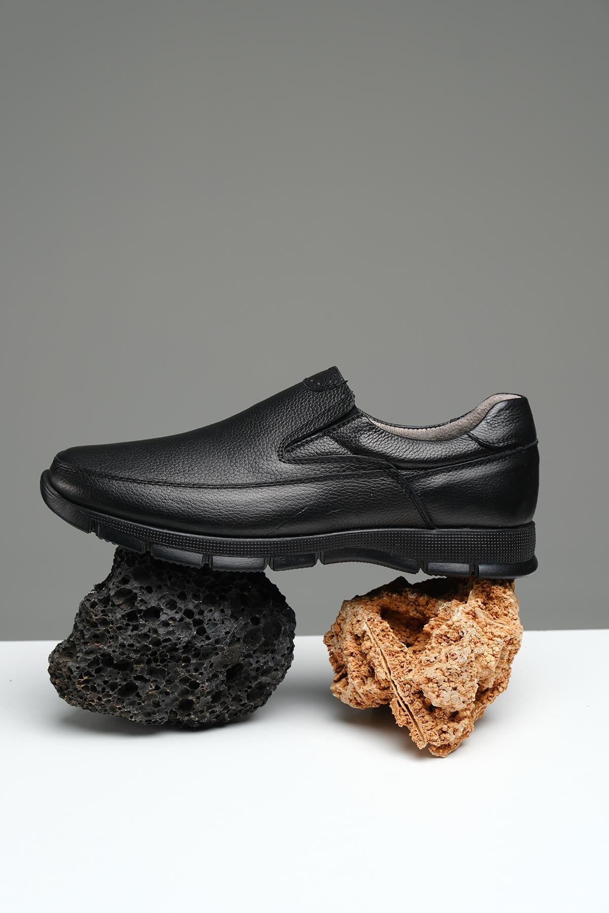 Rix Bağcıksız Ortopedik Topuk Masajlı Hakiki Deri Erkek Ayakkabı