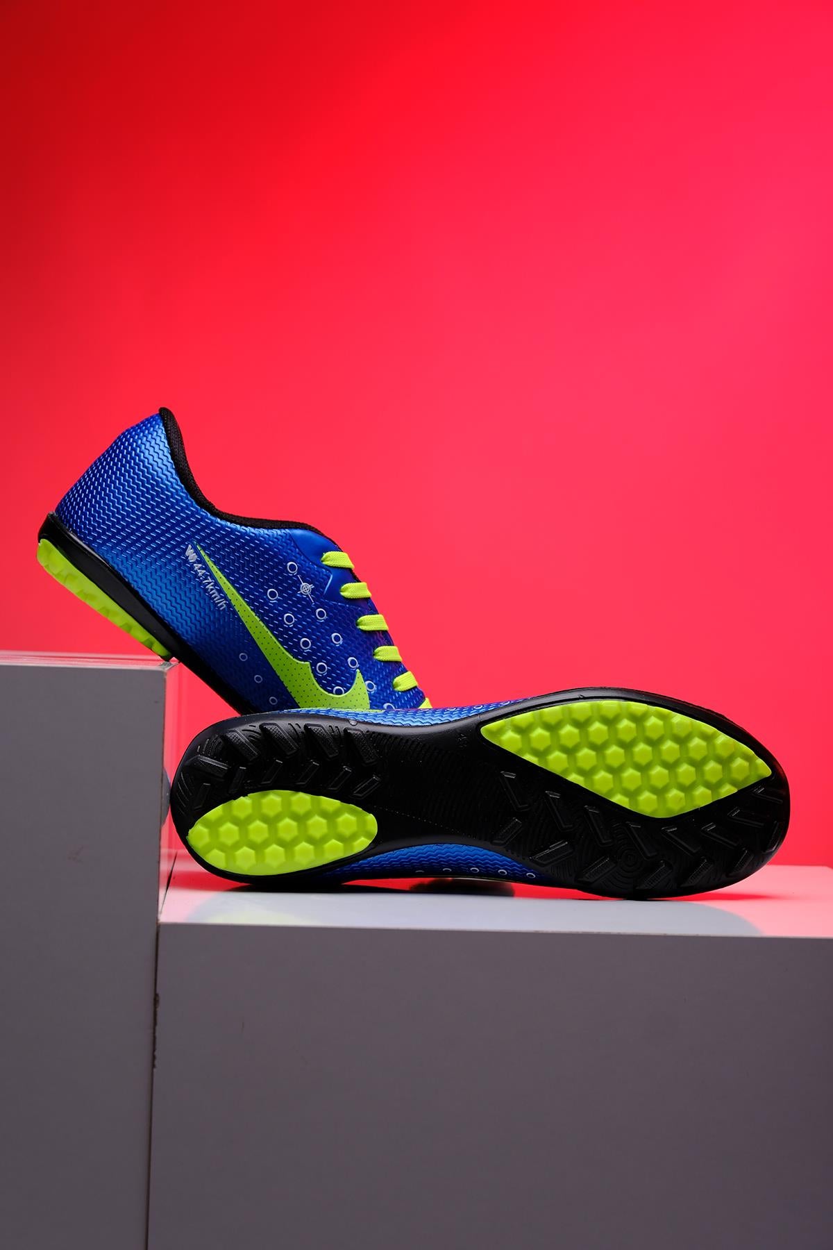 W441 Erkek Halı Saha Krampon Futbol Ayakkabısı