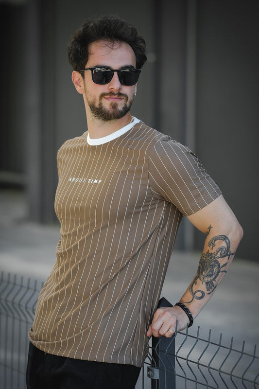 About Baskılı Çizgili Bisiklet Yaka Slim Fit Erkek Tshirt