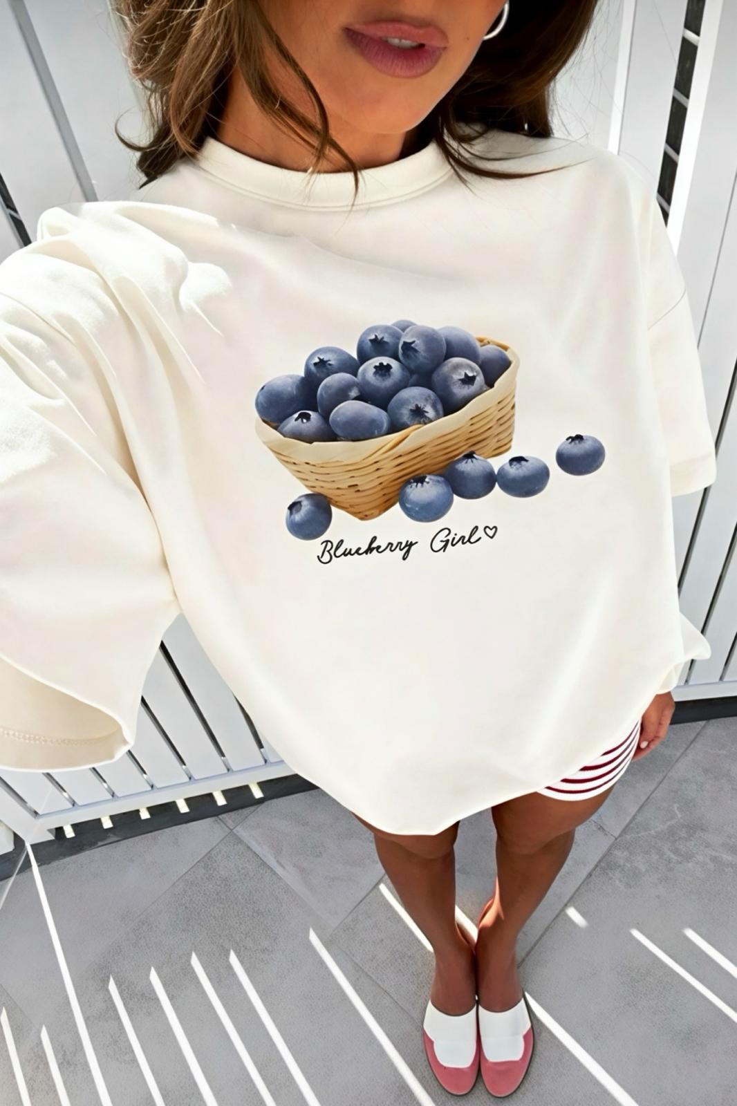 Blueberry Girl Tasarım Baskılı Pamuklu Oversize Kadın T-Shirt