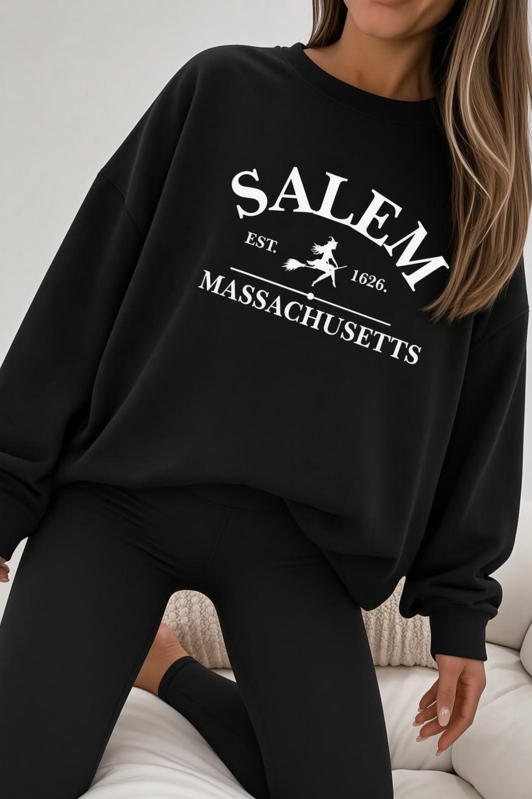 Bs Salem Massachusetts Ön Baskılı Kadın Oversize Bisiklet Yaka Sweatshirt