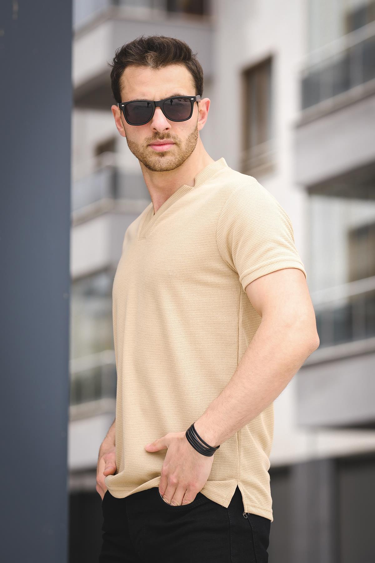 Burchard Üçgen Biyeli Waffle Slim Fit V Yaka Erkek Tshirt