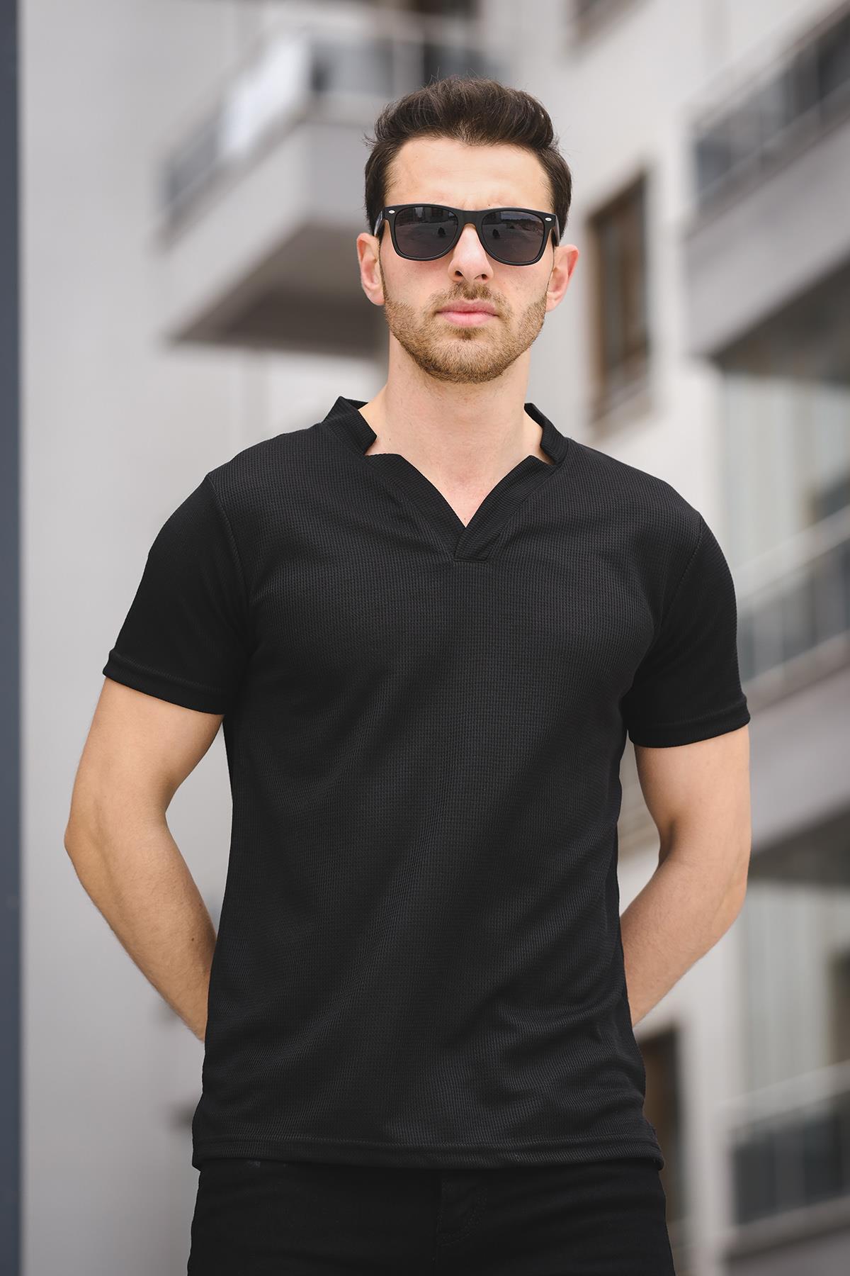 Burchard Üçgen Biyeli Waffle Slim Fit V Yaka Erkek Tshirt