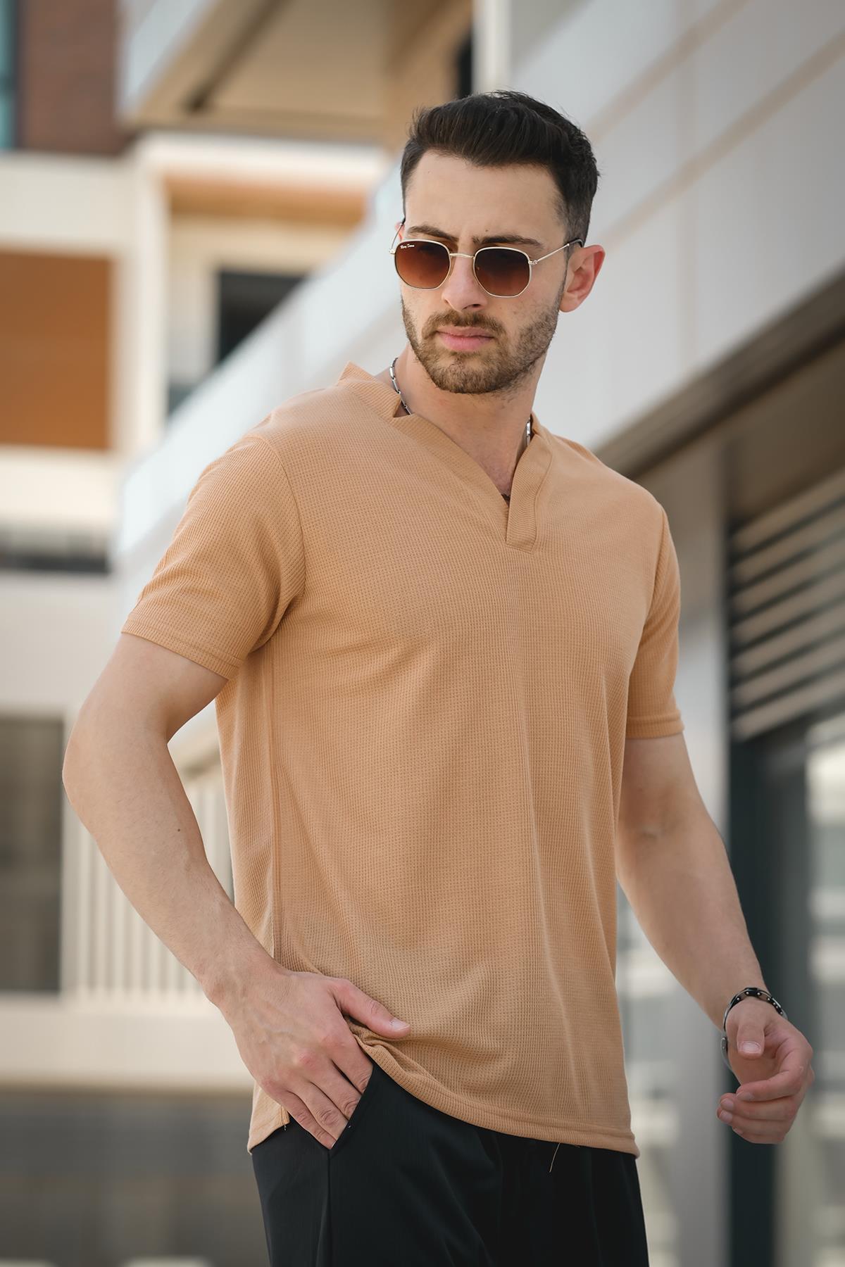Burchard Üçgen Biyeli Waffle Slim Fit V Yaka Erkek Tshirt