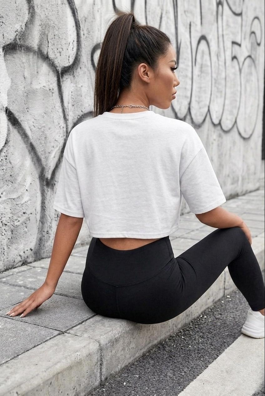 Cezyy Bisiklet Yaka Basic Oversize Crop Tişört - Pamuklu Rahat Kesim