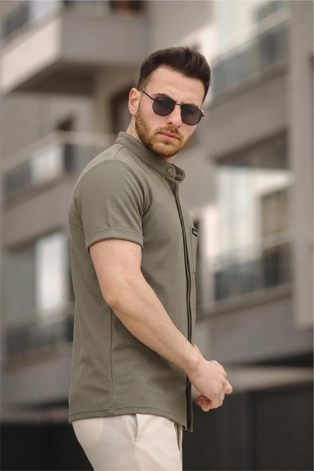 Dennie Tek Cep Gizli Düğmeli Waffle Kumaş Slim Kısa Kol Hakim Yaka Erkek Gömlek