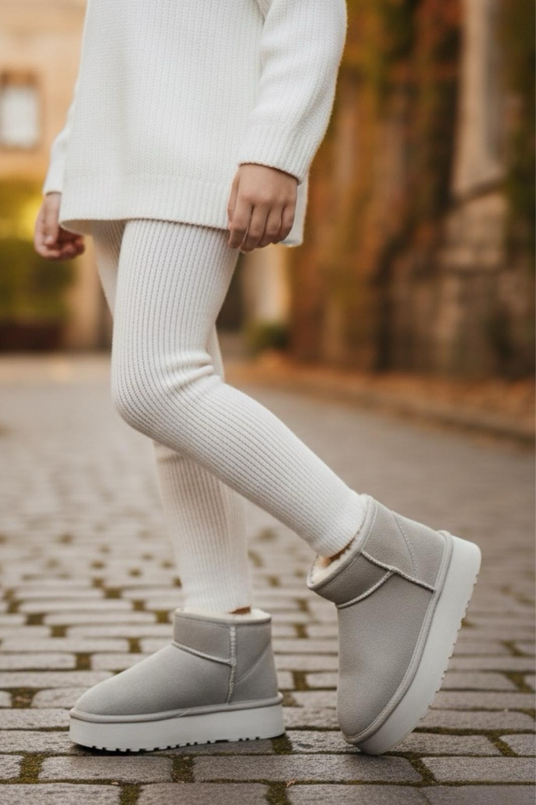 Frz F200 İçi ve İç Tabanı Kürklü Termal Kız Çocuk Süet Bot