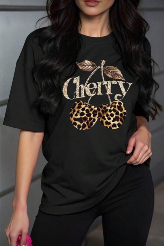 Gold Cherry Kadın Oversize Ön Baskılı Bisiklet Yaka Pamuklu T-Shirt Rahat Kesim