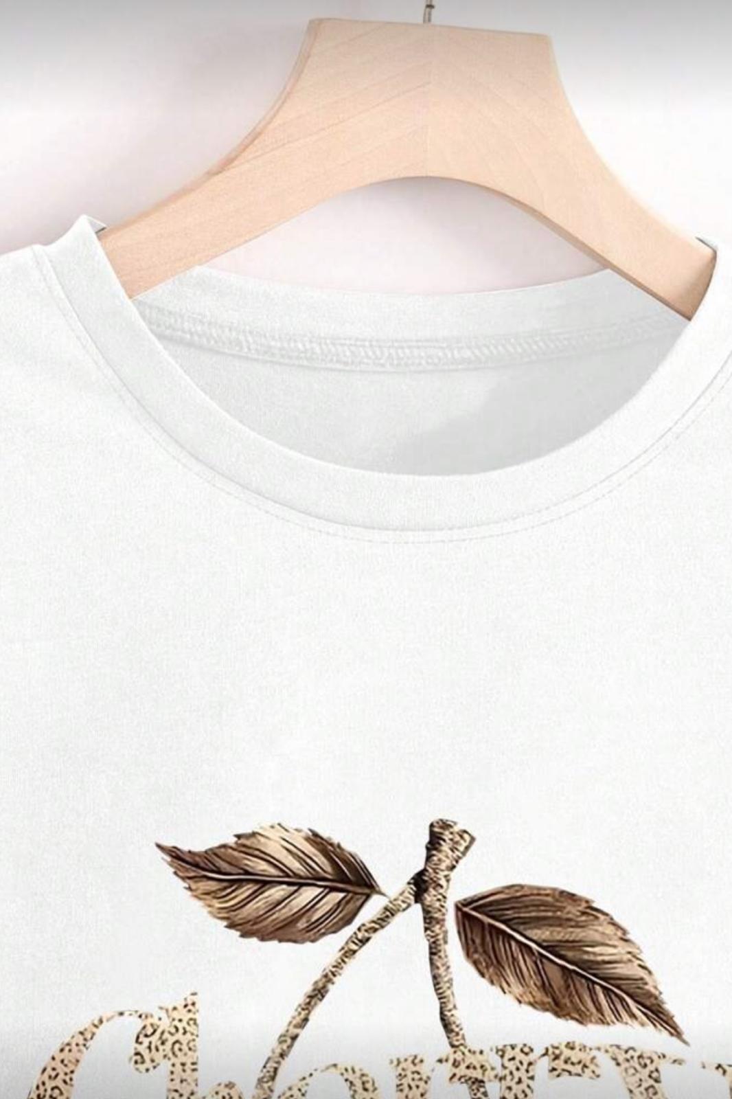 Gold Cherry Kadın Oversize Ön Baskılı Bisiklet Yaka Pamuklu T-Shirt Rahat Kesim