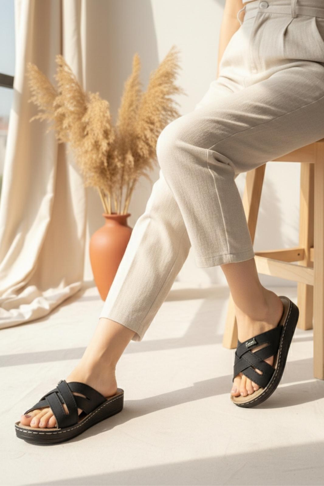 Lema Trend Comfort Çapraz Bantlı Anatomik Tabanlı Kadın Terlik