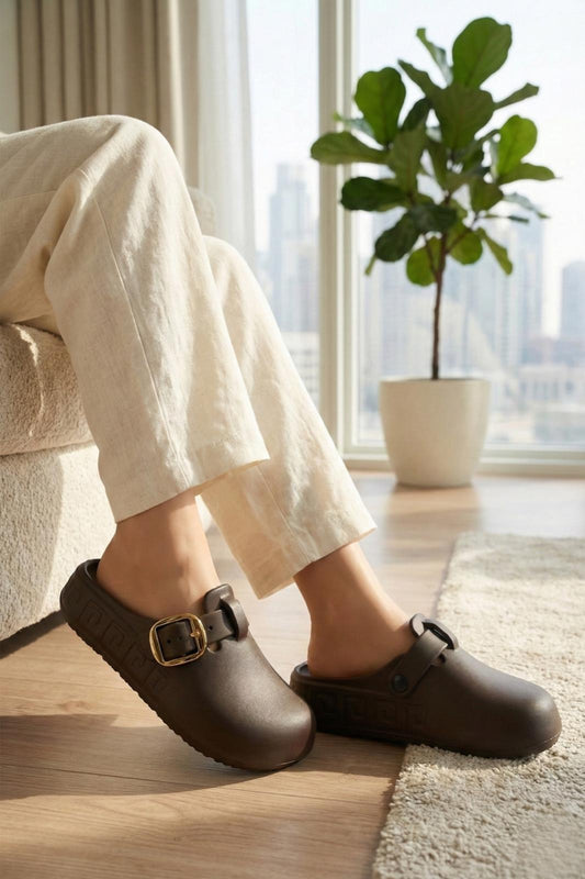 Lovi Kadın Gold Tokalı Geometrik Desenli Comfort Clog Kadın Terlik Lüks Tasarım