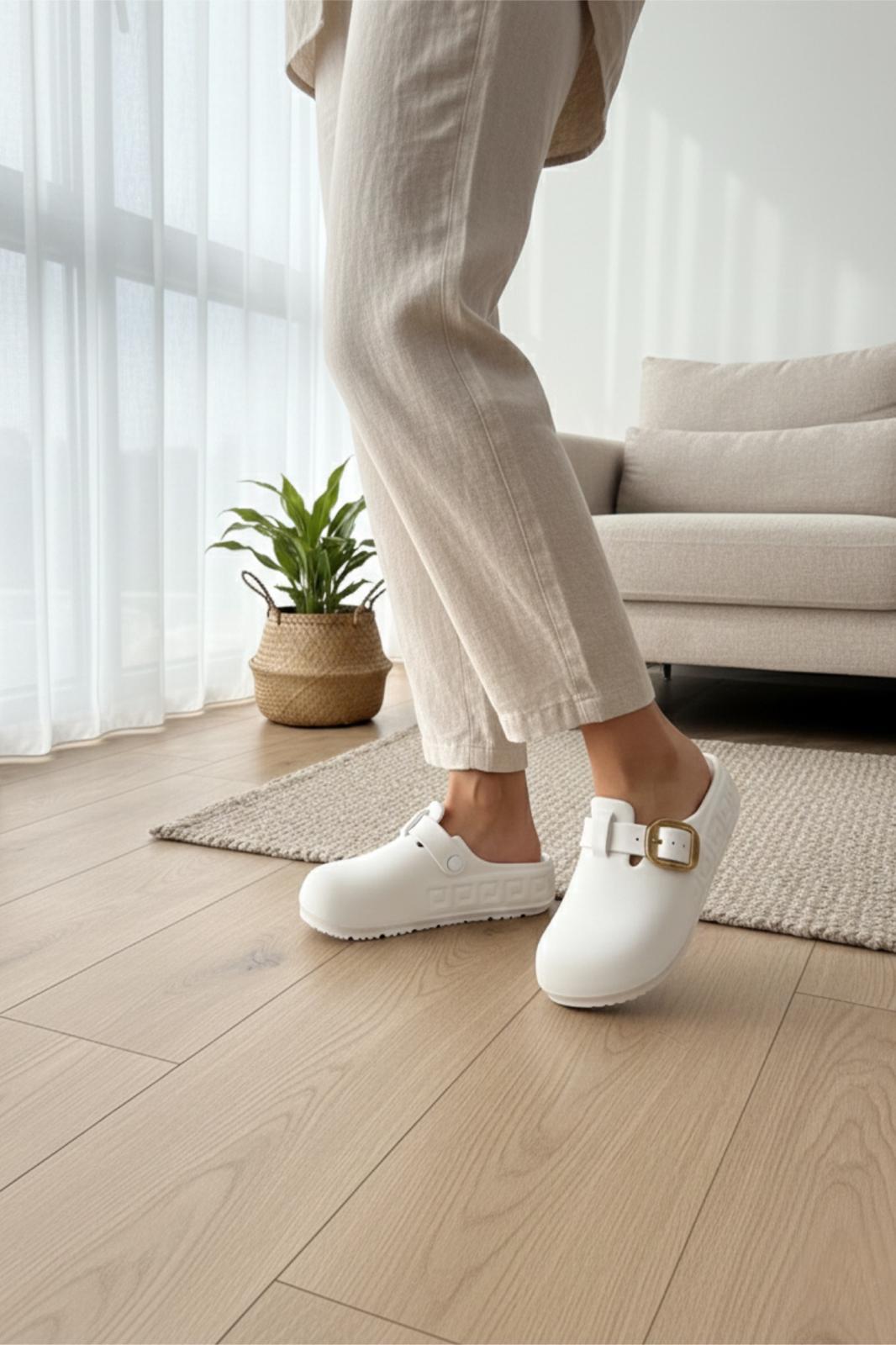 Lovi Kadın Gold Tokalı Geometrik Desenli Comfort Clog Kadın Terlik Lüks Tasarım