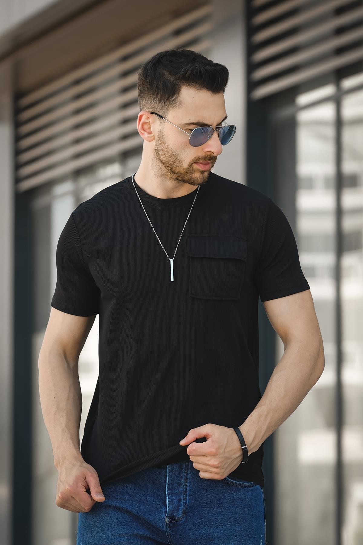 Mela Kolye Hediyeli Tek Cep Slim Fit Likralı Erkek Tshirt