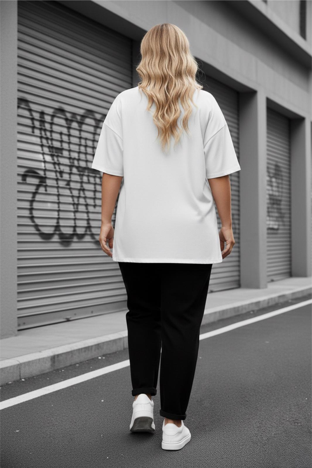 Mily Kadın Büyük Beden Battal Basic Bisiklet Yaka Pamuklu T-Shirt Rahat Kesim Unisex Sevgili Kombini