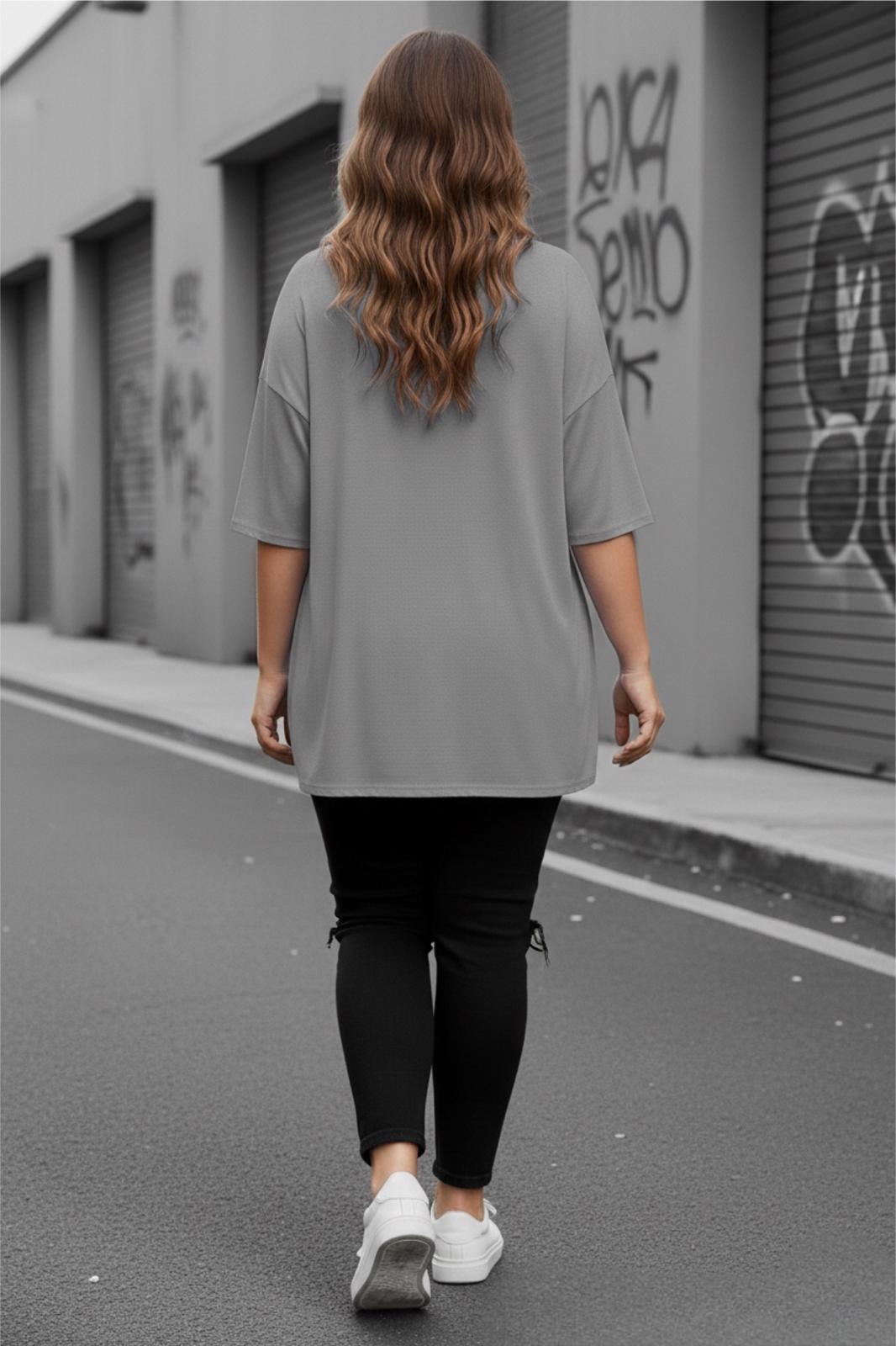 Mily Kadın Büyük Beden Battal Basic Bisiklet Yaka Pamuklu T-Shirt Rahat Kesim Unisex Sevgili Kombini