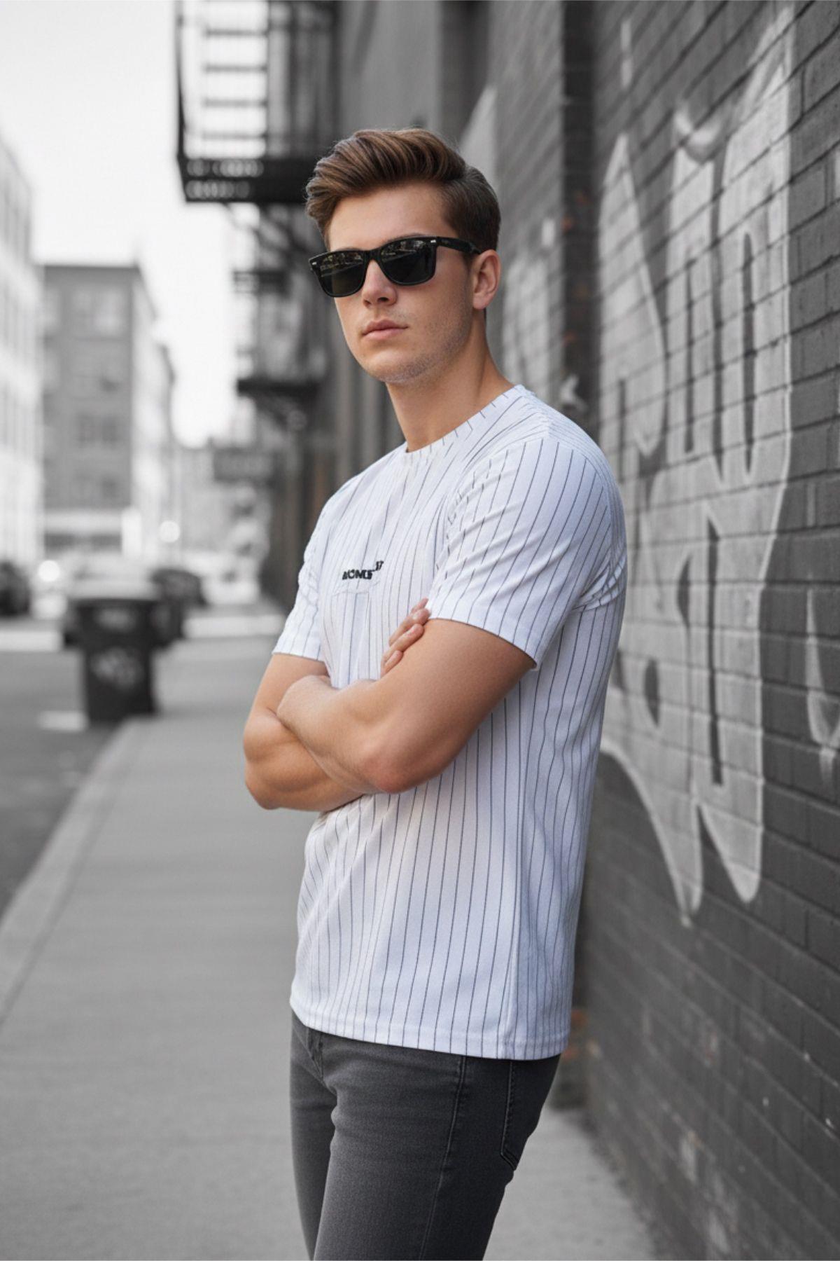 Moments Of Baskılı İnce Çizgili Premium Jakarlı Slim Fit Likralı Erkek T-Shirt