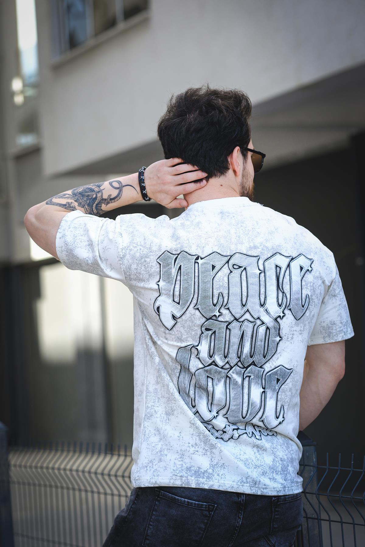 Peace And Love Yıkamalı Sırt ve Ön Baskılı Pamuklu Comfort Erkek Tshirt