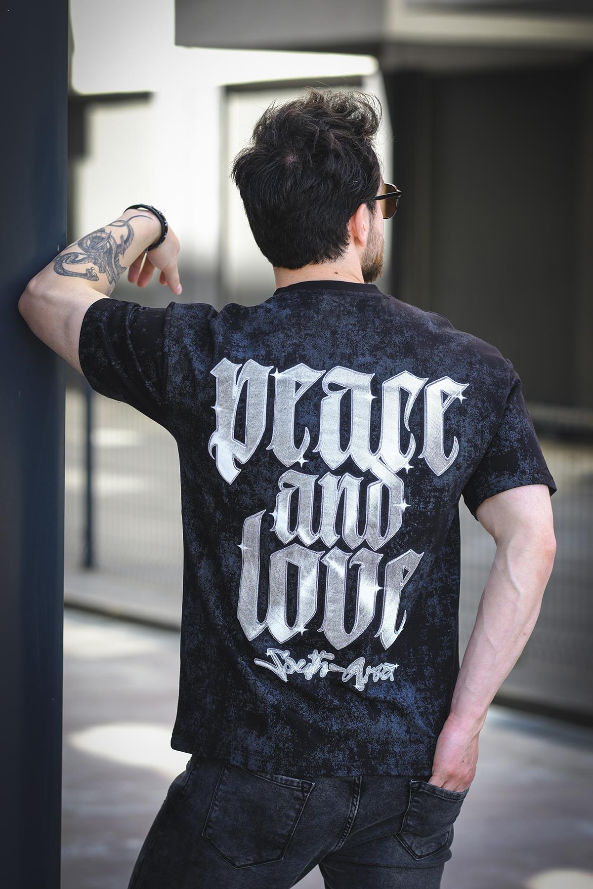 Peace And Love Yıkamalı Sırt ve Ön Baskılı Pamuklu Comfort Erkek Tshirt