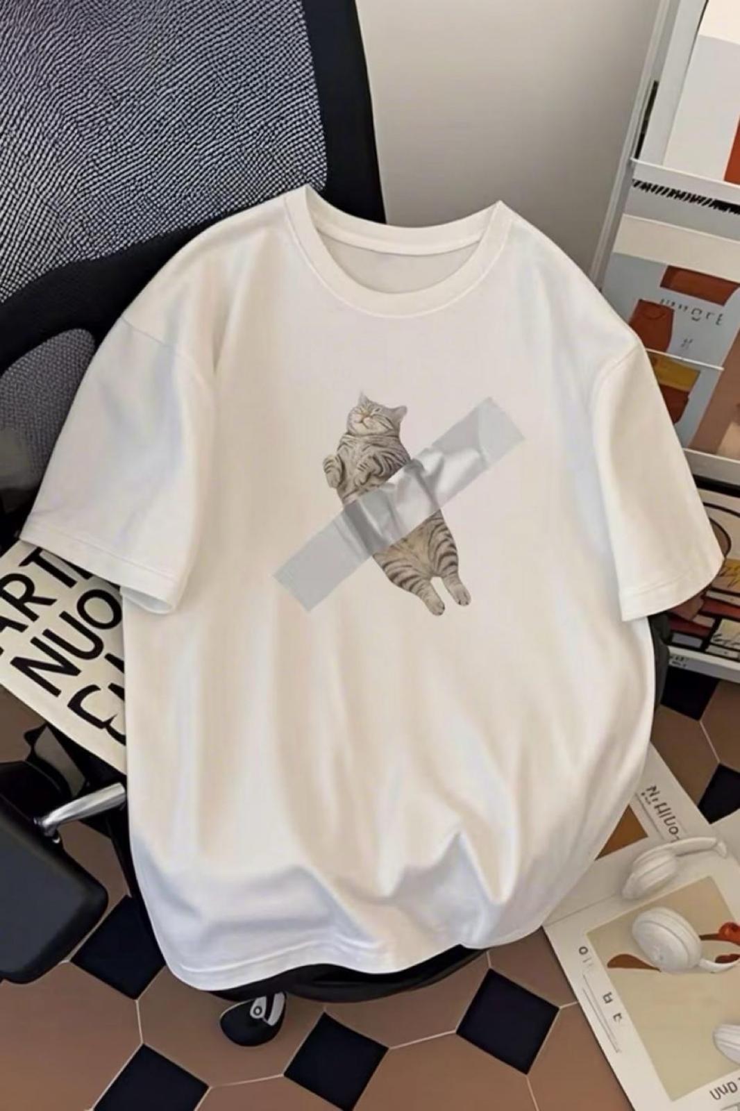 Pop Art Tarzı "Bantlanmış Kedi" Desenli Pamuklu Rahat Unisex Tişört