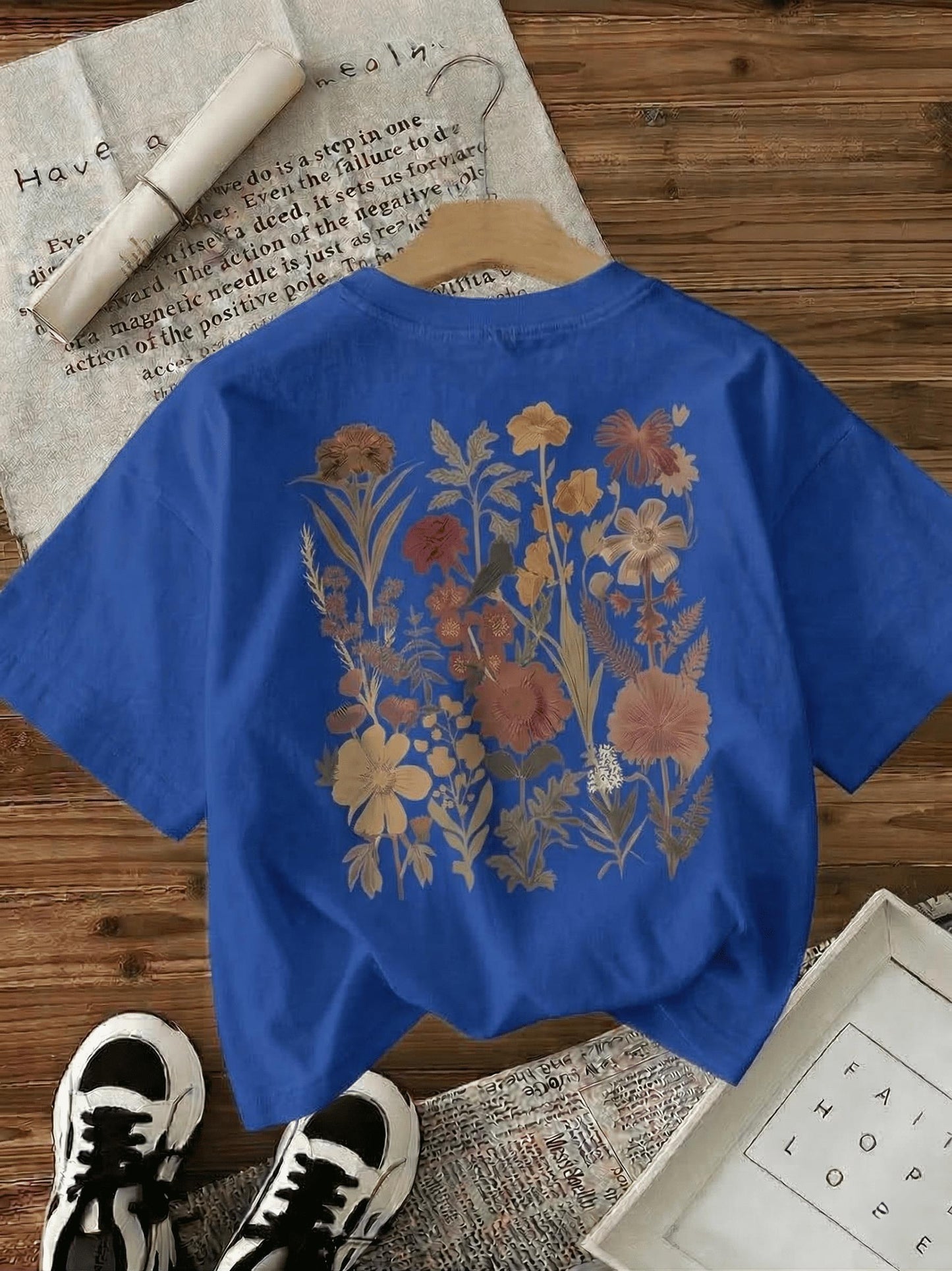 Retro Botanik Sırt Baskılı Çiçek Desenli Premium Kadın Oversize T-Shirt