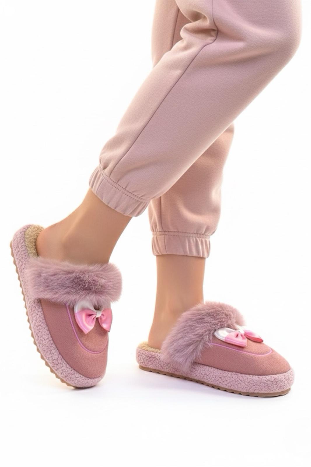 Romy Kurdela Kadın Ev Terliği Peluş Ev Terliği Ses Yapmaz Taban Sıcak Şık Kürklü Terlik