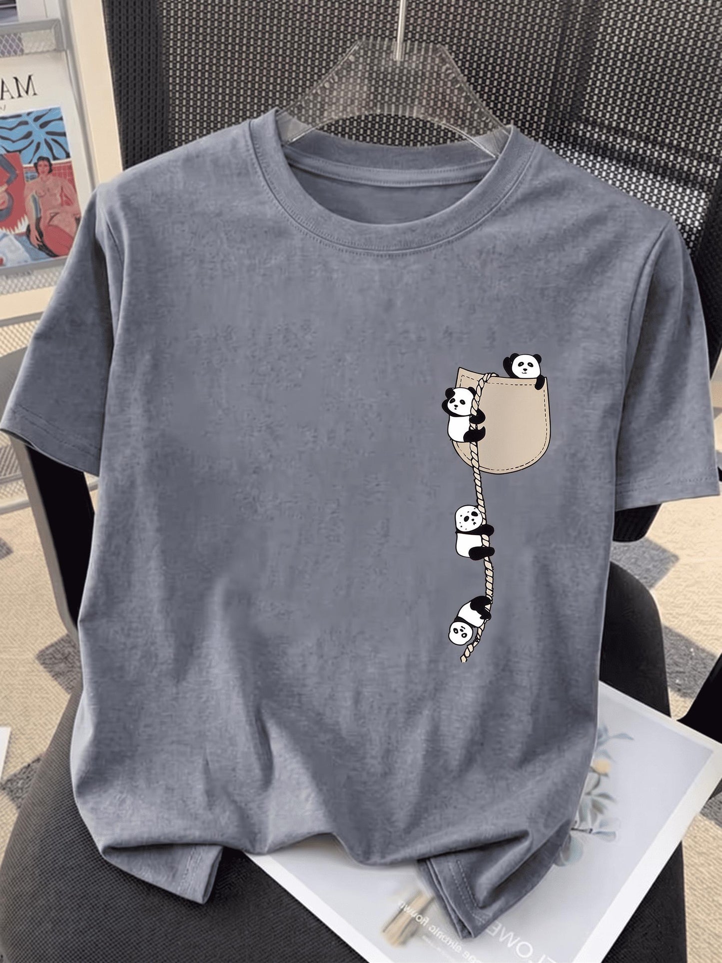 Sevimli Panda Grafikli İpli Cep Detaylı Kısa Kollu Oversize Unisex Bisiklet Yaka Tişört