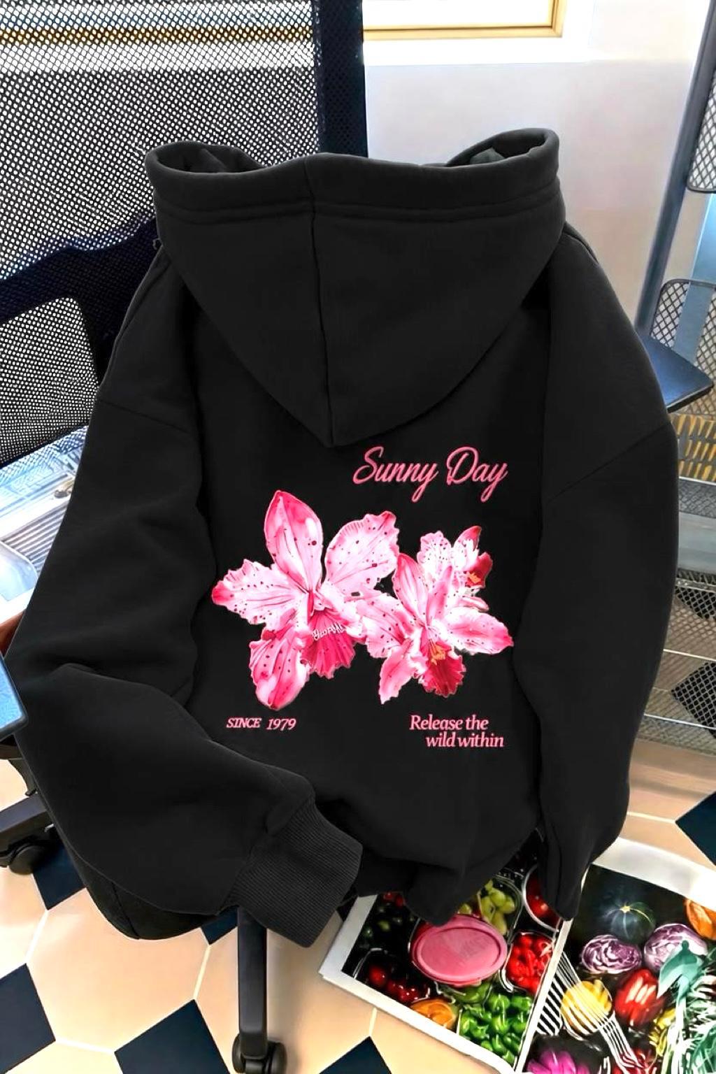 Sunny Day Botanical Sırt Baskılı Oversize Kapüşonlu Sweatshirt | Çiçek Desenli Şardonlu Kumaş Hoodie