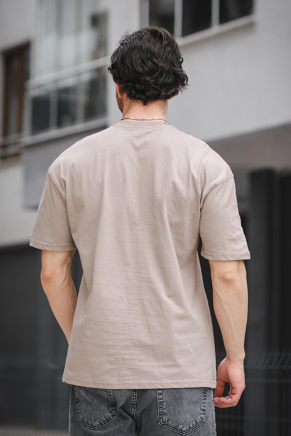 Trc 2758 Yaka Baskılı Pamuklu Bisiklet Yaka Oversize Erkek Tshirt