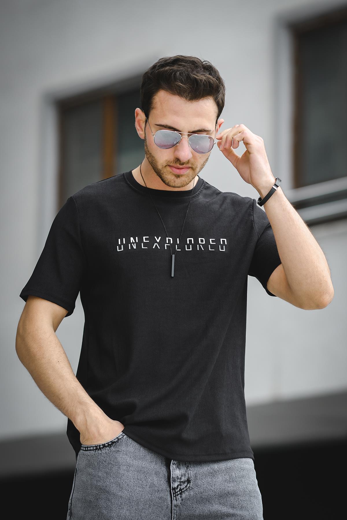 Unexplored Baskılı Comfort Fit Bisiklet Yaka Likralı Erkek Tshirt