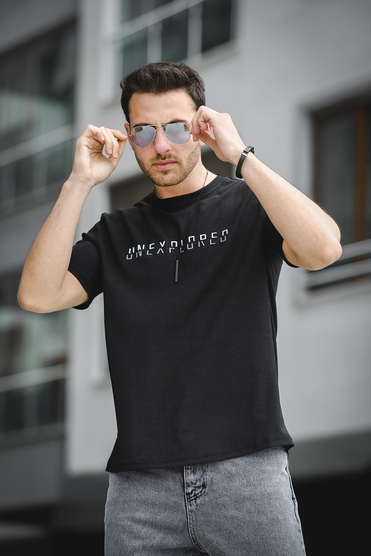 Unexplored Baskılı Comfort Fit Bisiklet Yaka Likralı Erkek Tshirt