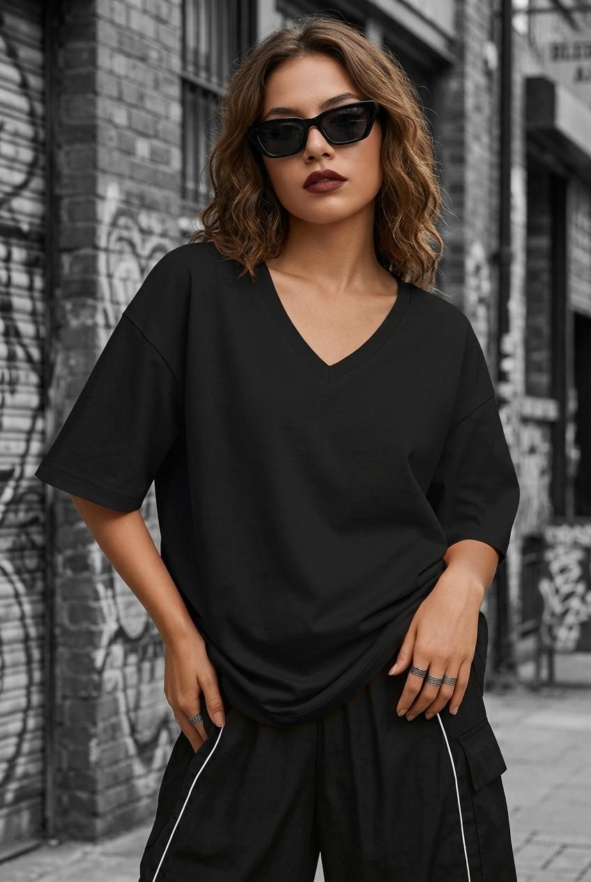 Zey Oversize V Yaka Basic Kadın Tişört - Düşük Omuzlu Salaş Kesim