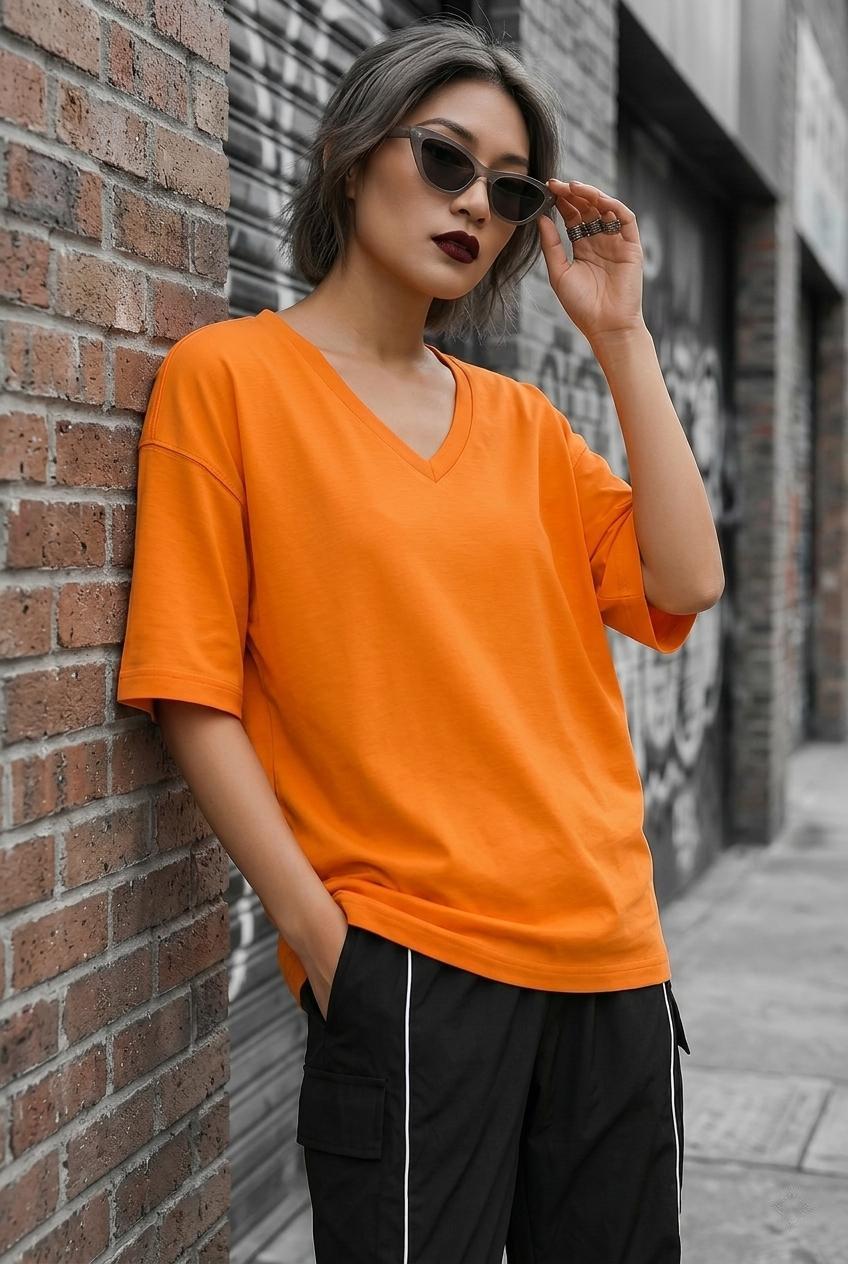 Zey Oversize V Yaka Basic Kadın Tişört - Düşük Omuzlu Salaş Kesim